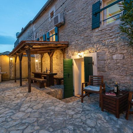 Casa Stifanici Villa Baderna Exterior photo