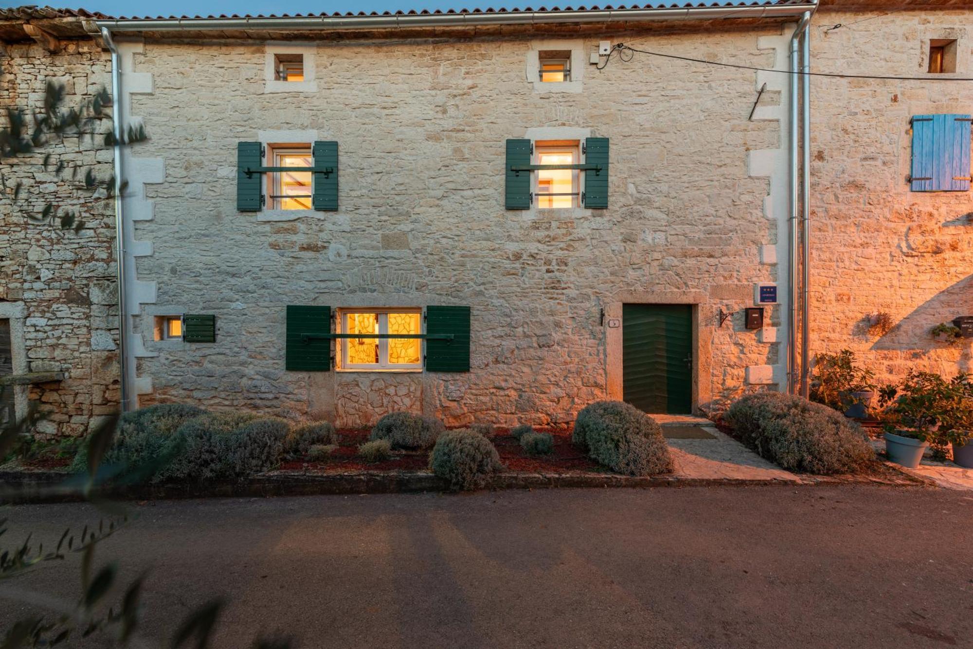 Casa Stifanici Villa Baderna Exterior photo