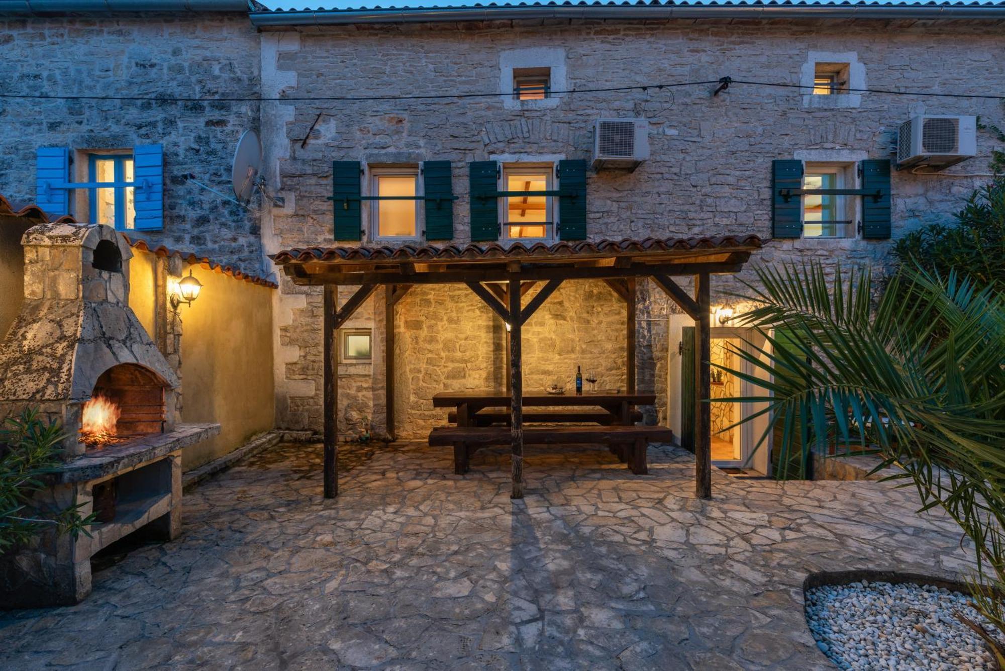 Casa Stifanici Villa Baderna Exterior photo